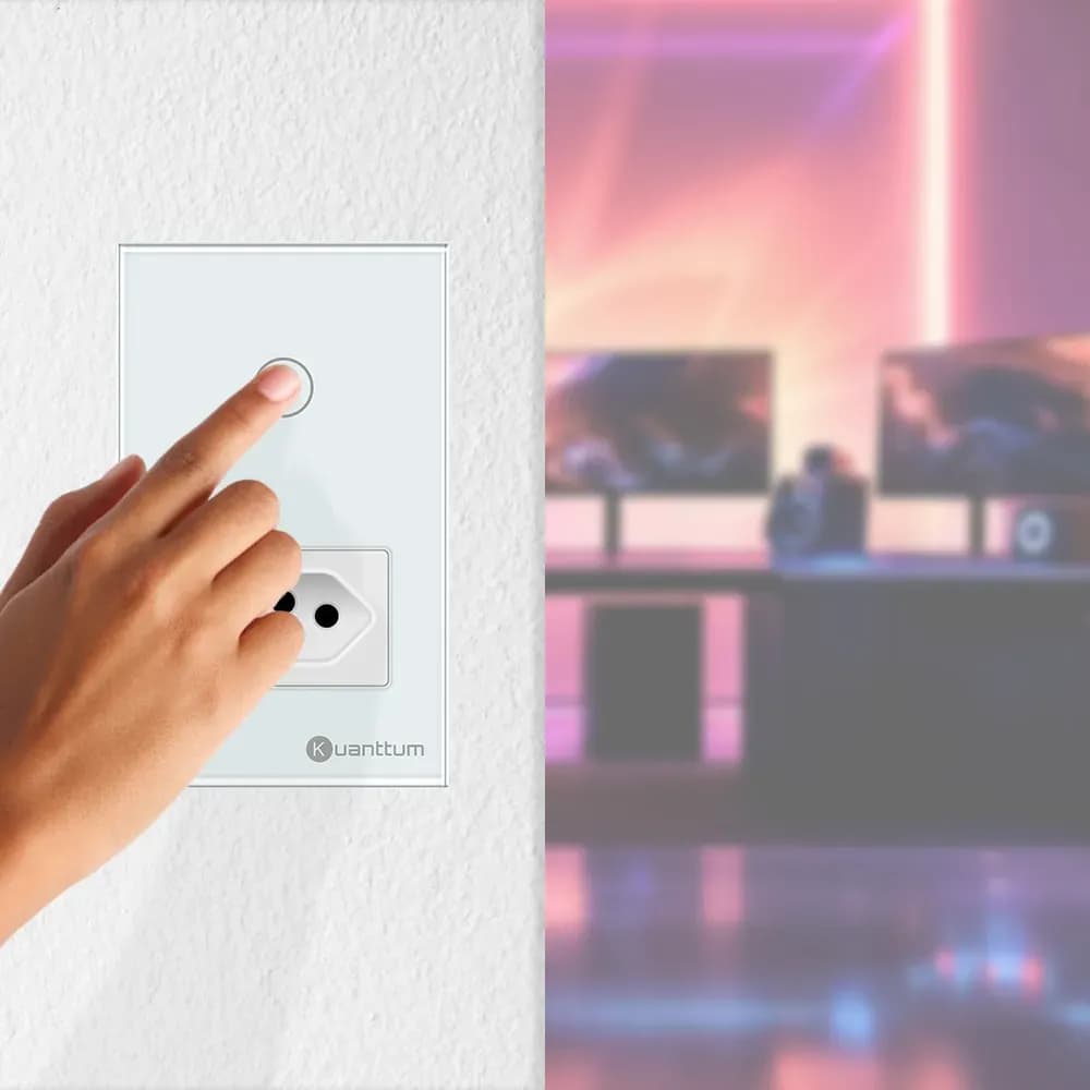 Interruptor Touch Inteligente + Tomada Wifi Kuanttum Tk1011
